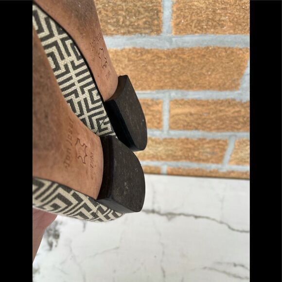 Jon Josef Aztec Loafer Flat 7.5 - Picture 8 of 13